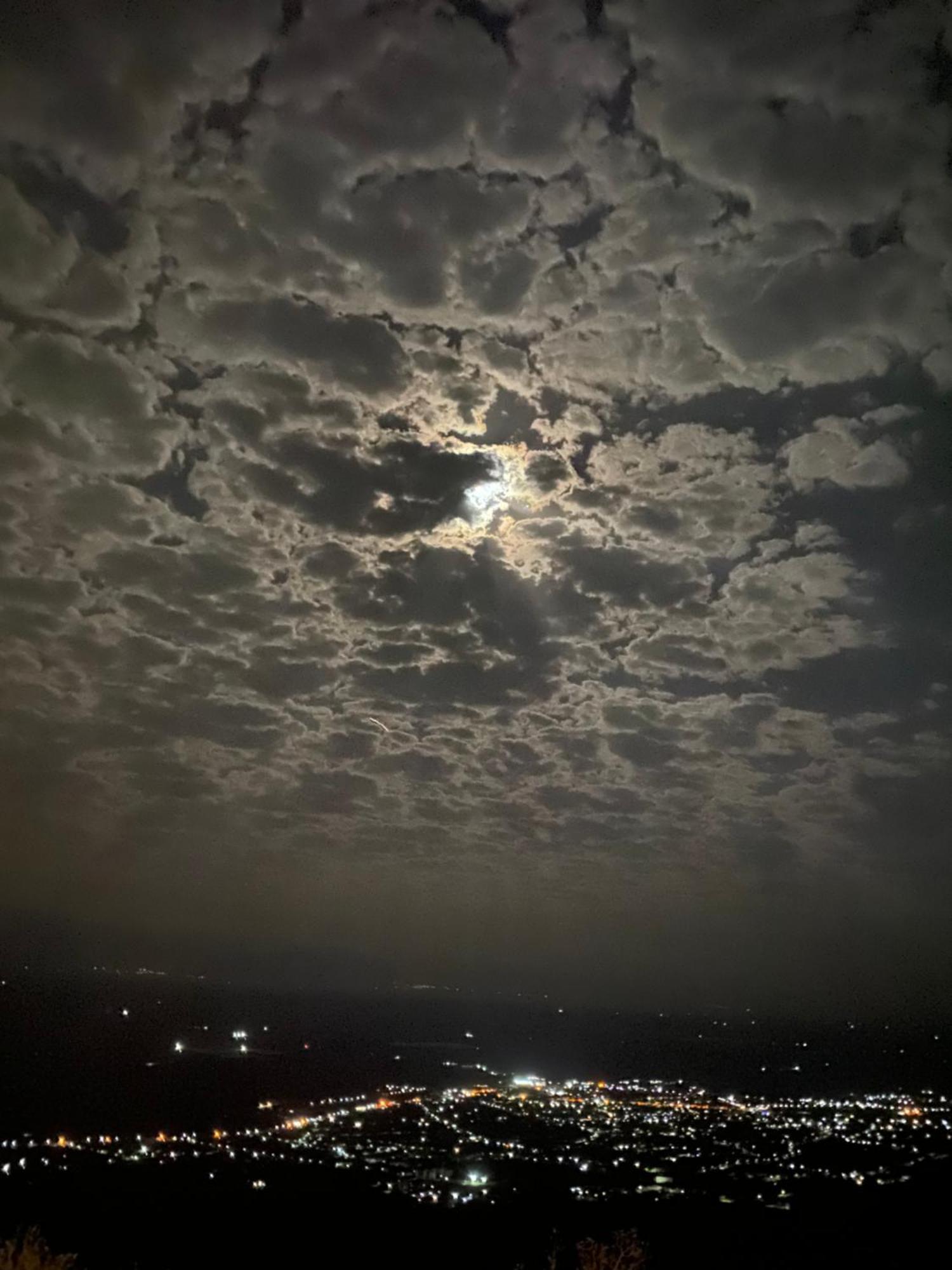 Panorama Hotel Sighnaghi Bagian luar foto