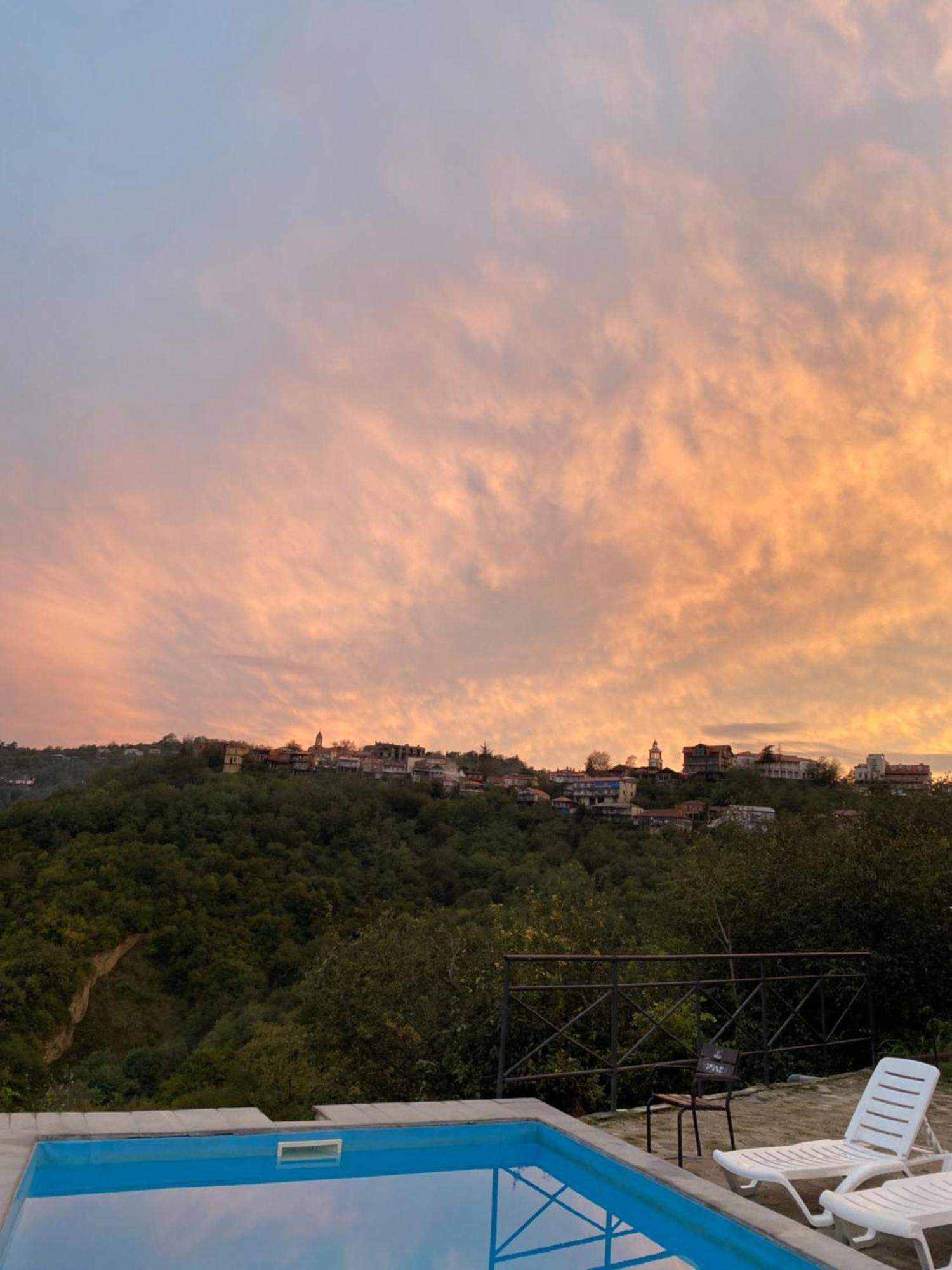 Panorama Hotel Sighnaghi Bagian luar foto